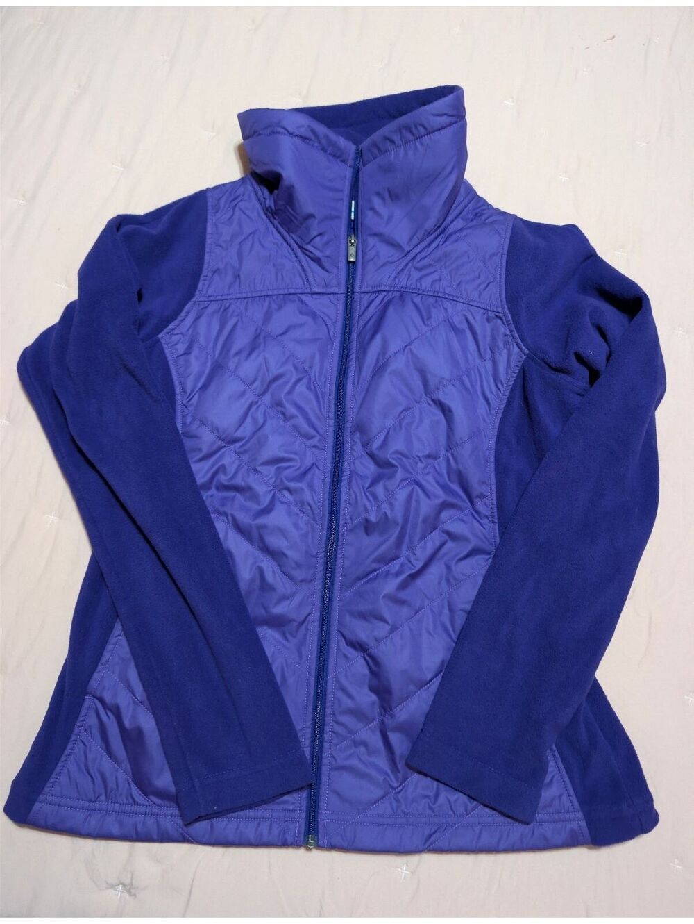 Columbia Women's Medium Purple Fleece and Nylon Full Zip Jacket